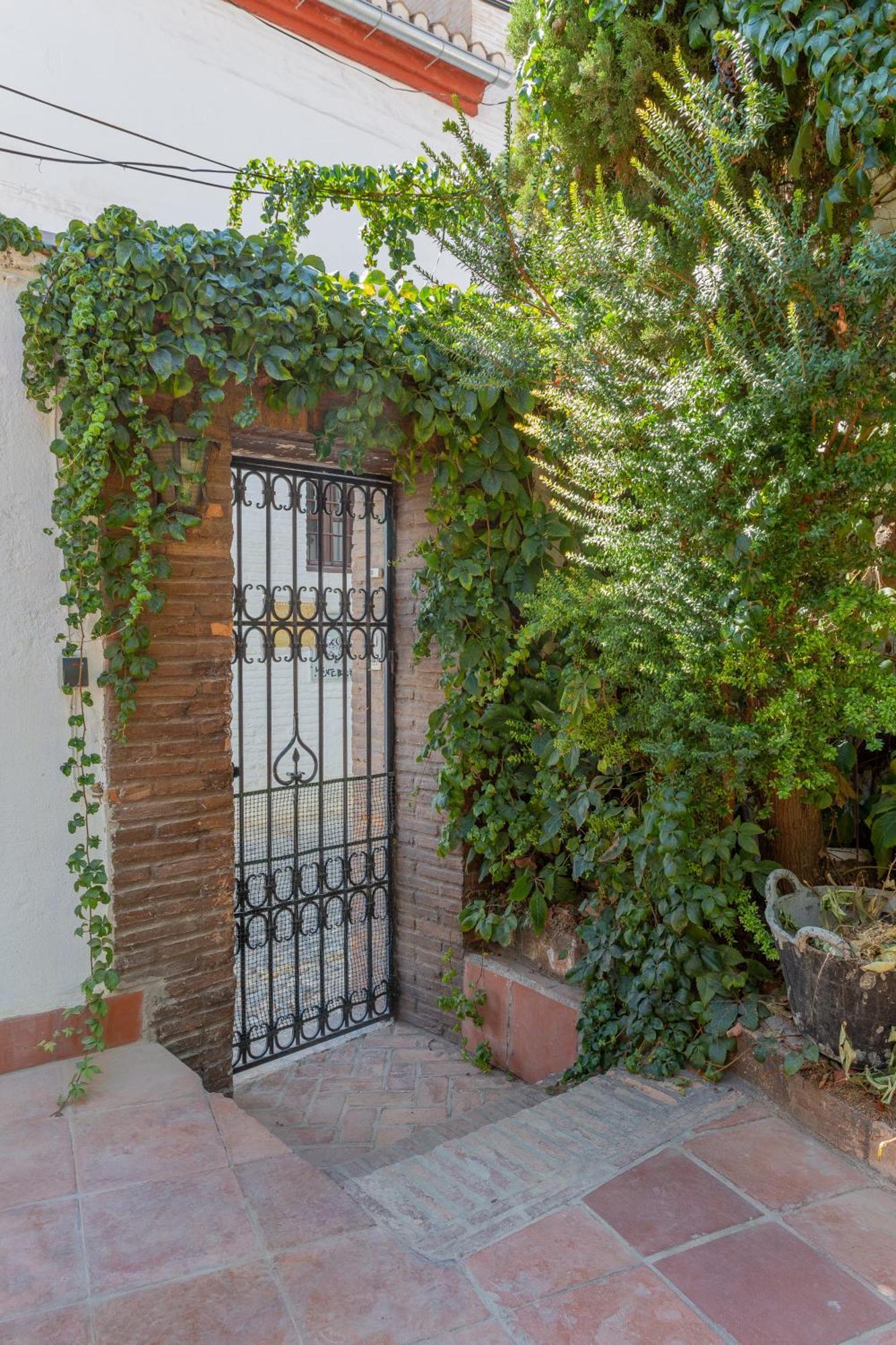 Oniria Agradable Casa Con Patio Junto Mirador De San Nicolas Granada Bagian luar foto